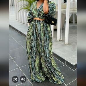 Flowy Black Multi-Color Pleated Wide-Leg Set